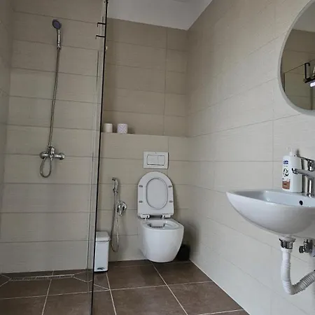 Sm Favorite * Tirana